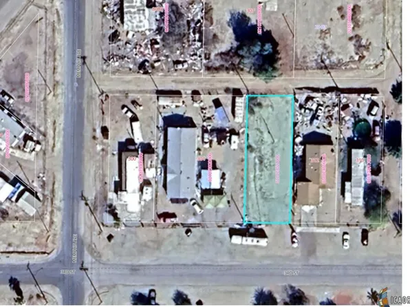 306 E 3rd St, Niland, CA 92257
