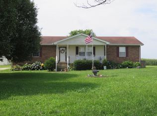 563 White Rd, Portland, TN 37148