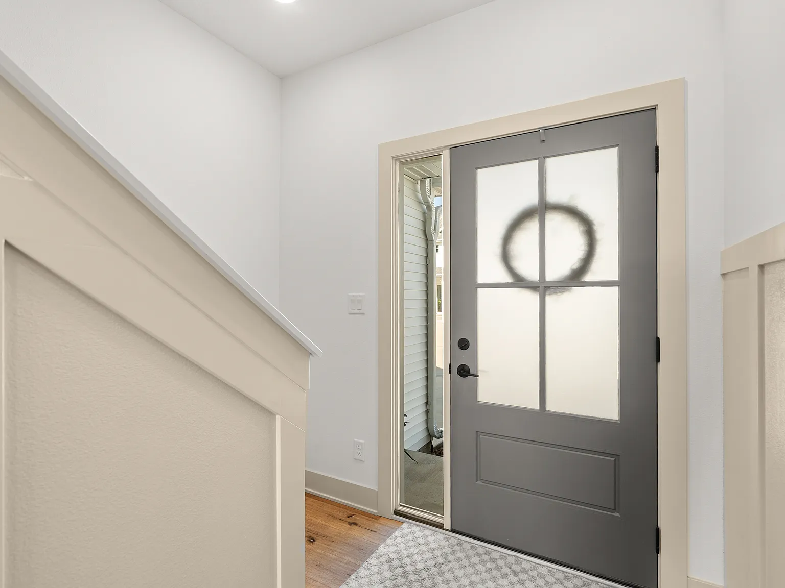 3 bed, 2.5 bath, 1720 sqft, $2,150 — Photo 4
