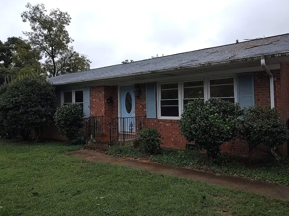 1717 Erwin Ave