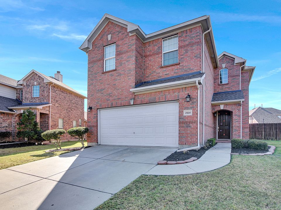 1st image of 15900 Alvarado Dr