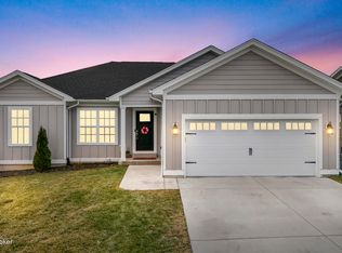 5502 Limestone Creek Dr, Charlestown, IN 47111