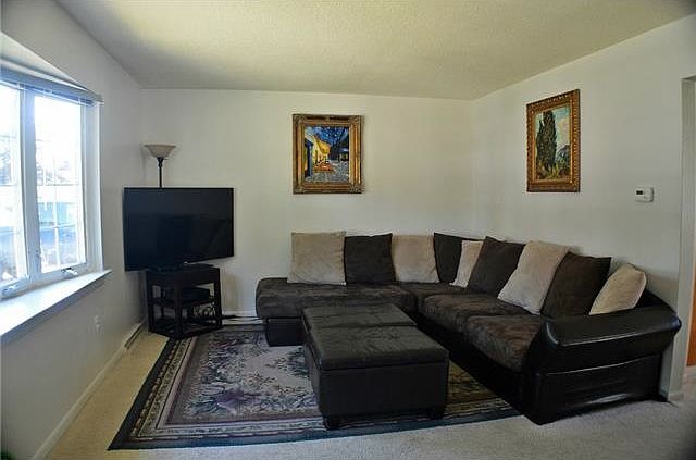 2nd image of 2521 Edgebrook Dr