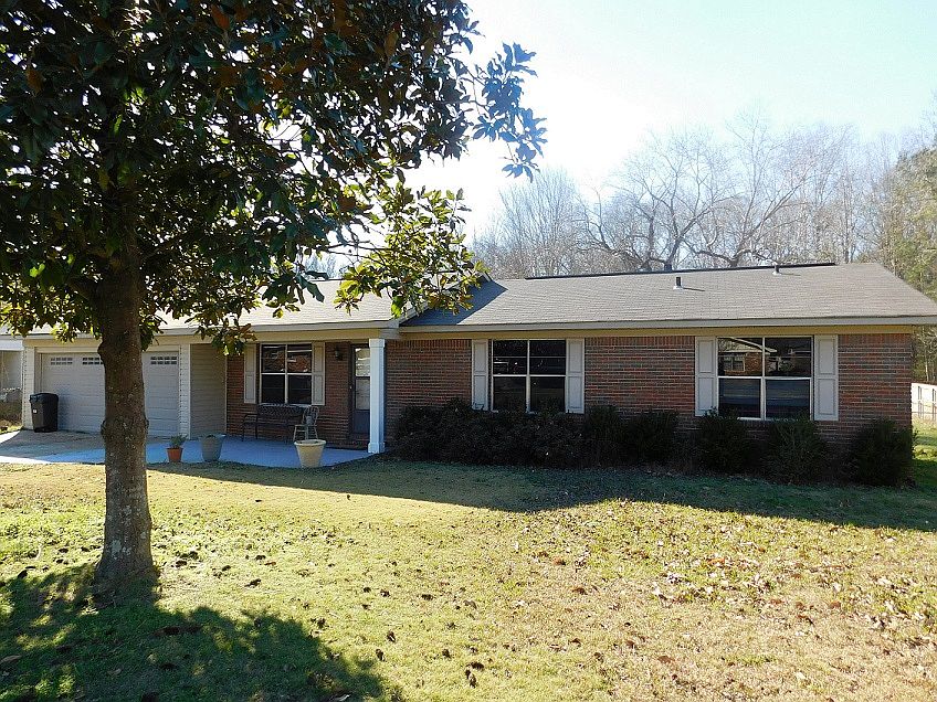 1st image of 3410 Royal Oak Cir