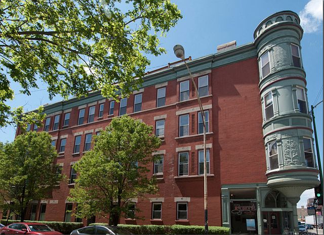 1st image of 1550 N Oakley Blvd #2-3