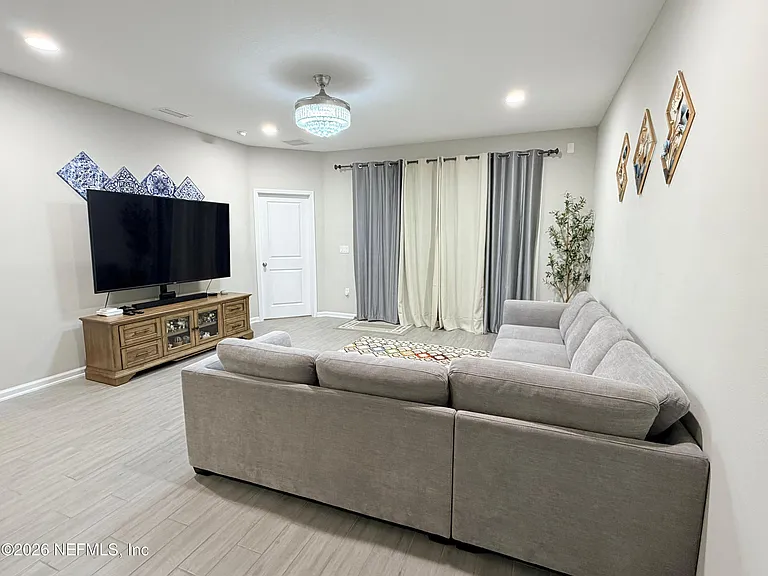 70 Golden Fern Dr — Photo 10