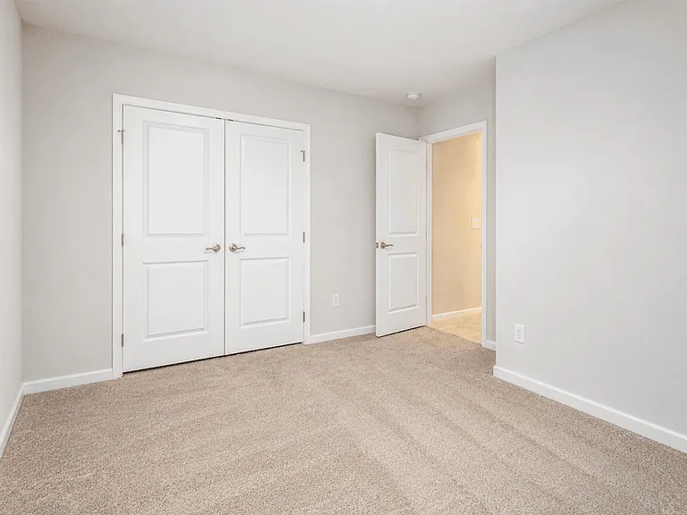 320 Ridgefield Dr — Photo 24