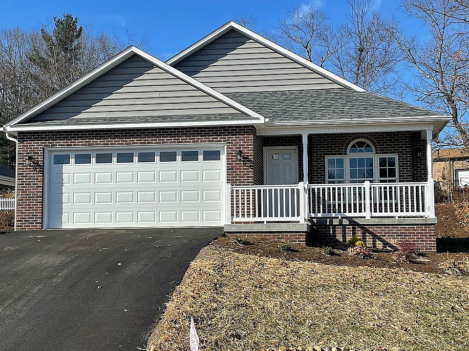 1st image of 270 College Park Dr
