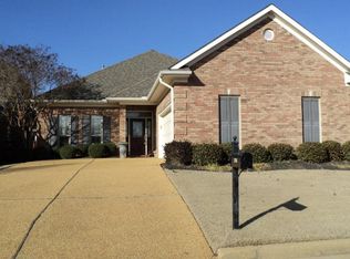 276 Riverside Dr, Tupelo, MS 38801