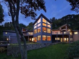 520 Forest Ridge Ln, Linville, NC 28646