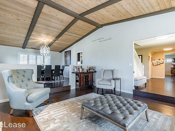3rd image of 1042 Evergreen Ln
