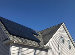 26 Mariners Ln, Groton, CT 06355