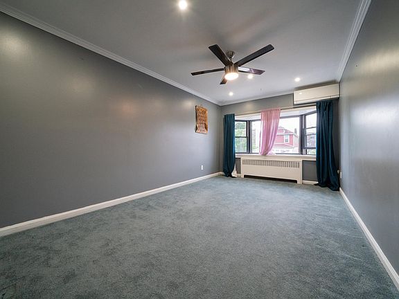 4th image of 2035 Haviland Ave Floor 2