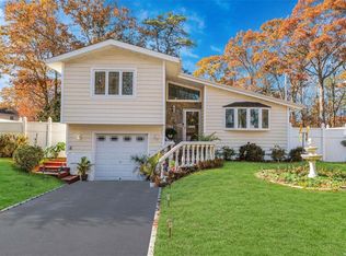 140 Dana Ave, Mastic, NY 11950