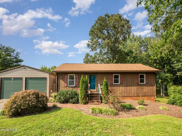 1420 Haywood Street, Haw River, NC 27258