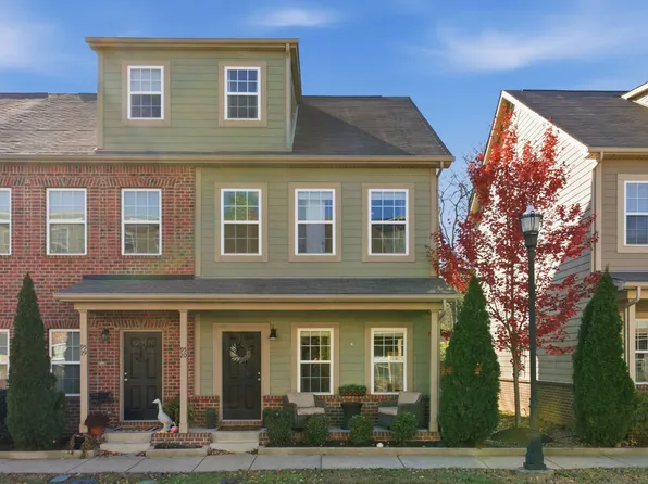 95 Plumlee Dr #20, Hendersonville, TN 37075