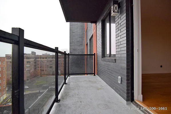 Rented by Safdie Realty Group | media 35