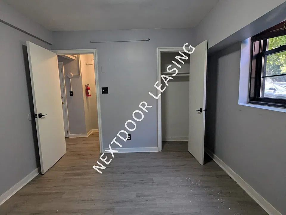 41 Belgrove Dr #1BM
