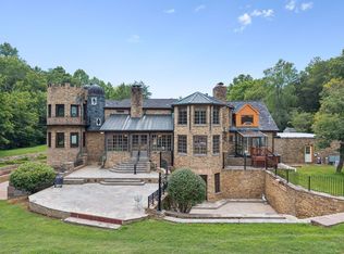 1374 Peter Pond Rd, Ashland City, TN 37015