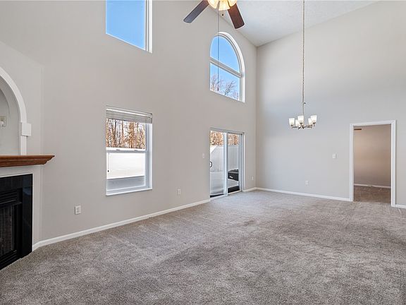 3rd image of 103 Viareggio Way