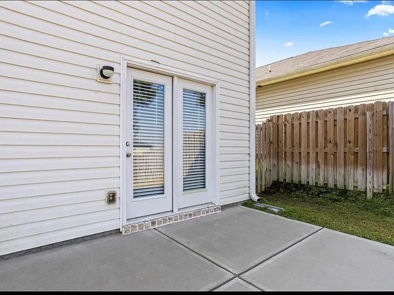 997 Hay Meadow Dr — Photo 12