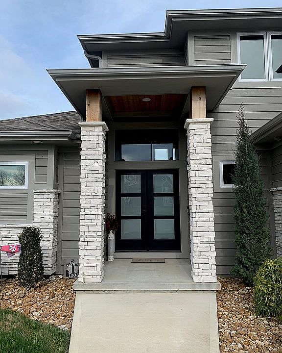 1305 Estates Dr, Warrensburg, MO 64093 Zillow