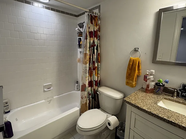 209 N 19th St #U22 — Photo 10