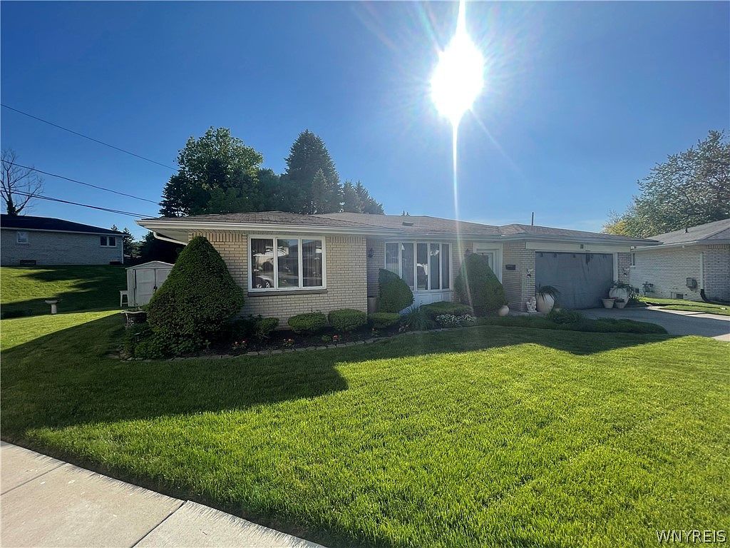 24 Villa Moraine Dr, Buffalo, NY 14225 Zillow