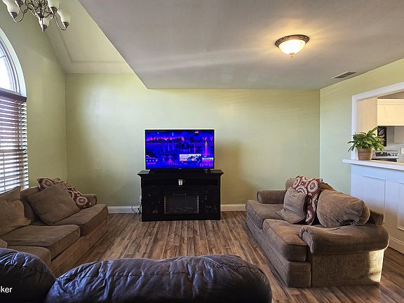 2nd image of 7216 Hassock Dr