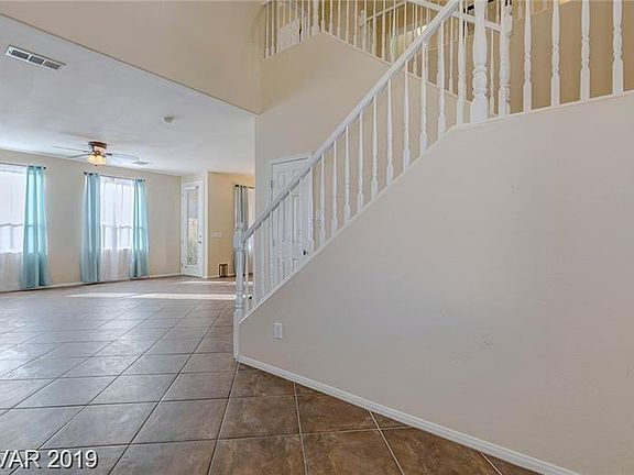 5th image of 6161 Sugartree Ave