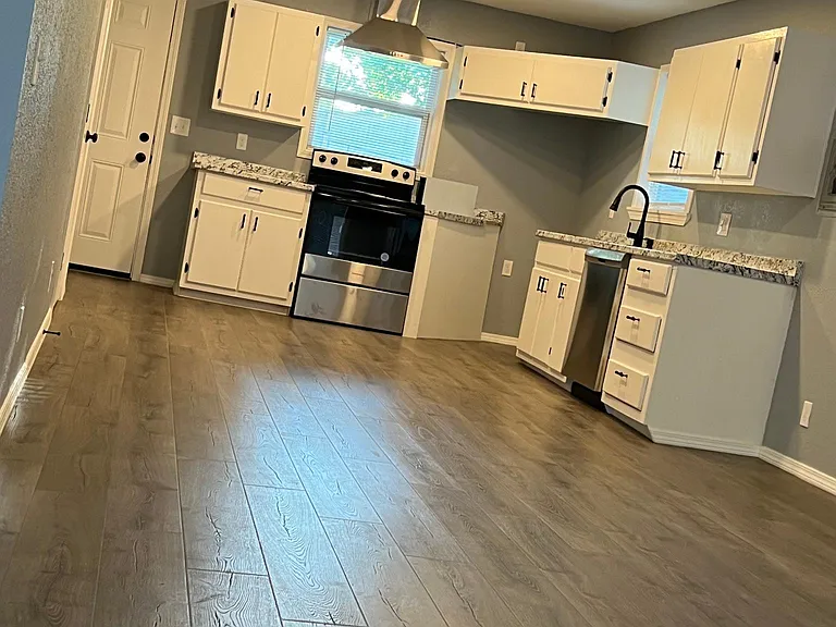 5812 S 31st West Ave — Photo 5