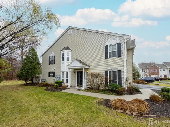 204 Park Knl, Princeton, NJ 08540