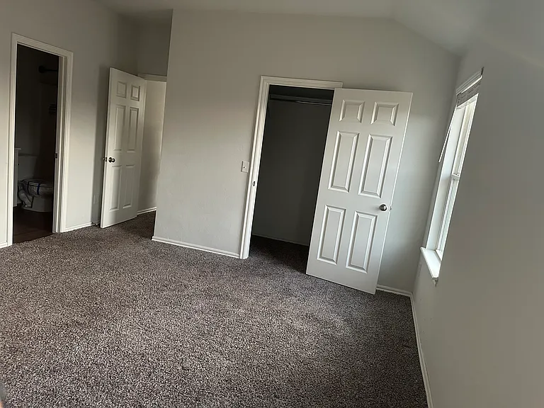 1029 S Blackjack Ln — Photo 8