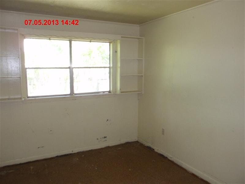 2nd image of 6874 Nellie Ave