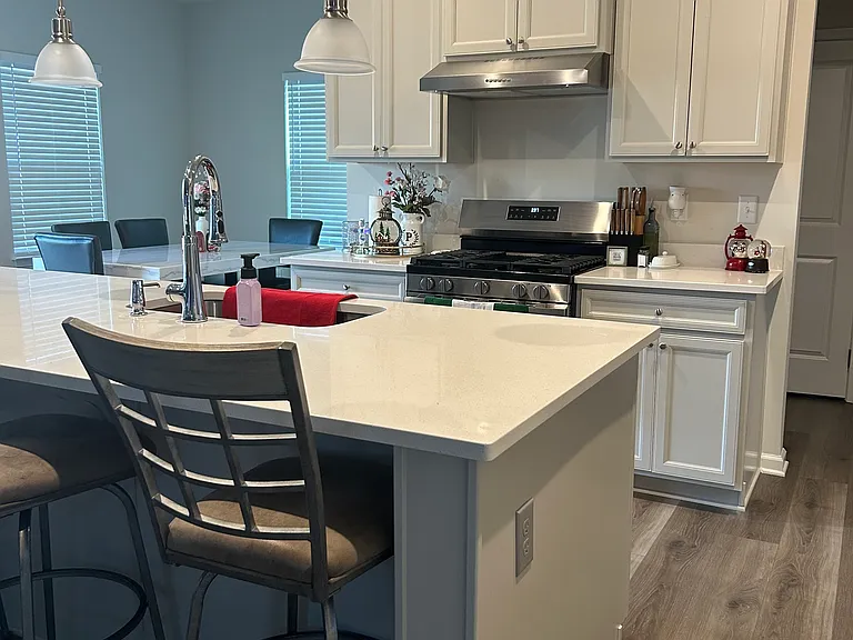 279 McNair Rd — Photo 3
