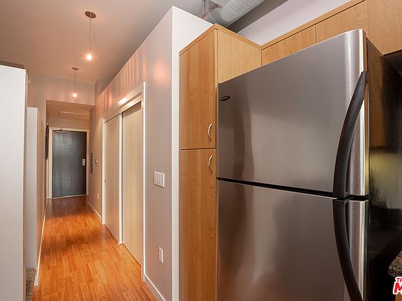 3rd image of 889 Date St Unit 420