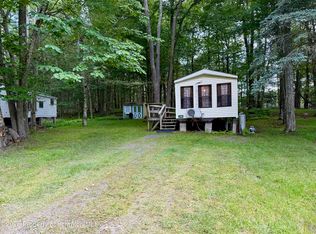 99 Camporee Ct, Gouldsboro, PA 18424