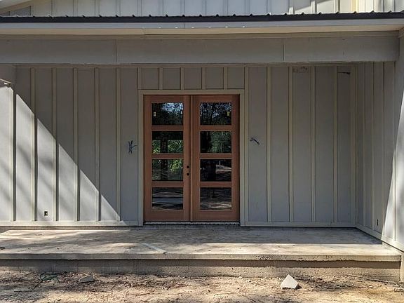 5th image of 101 Marie Ln