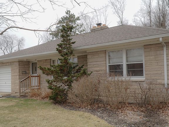2nd image of 209 Northfield Dr