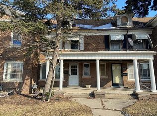 6318 Schaefer Rd, Dearborn, MI 48126