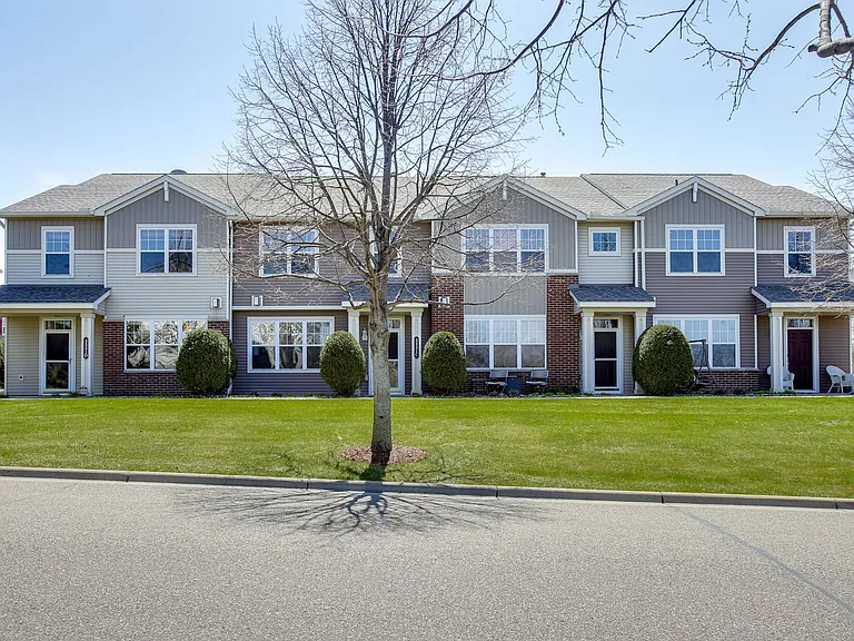3331 Cherry Ln #D — Photo 4