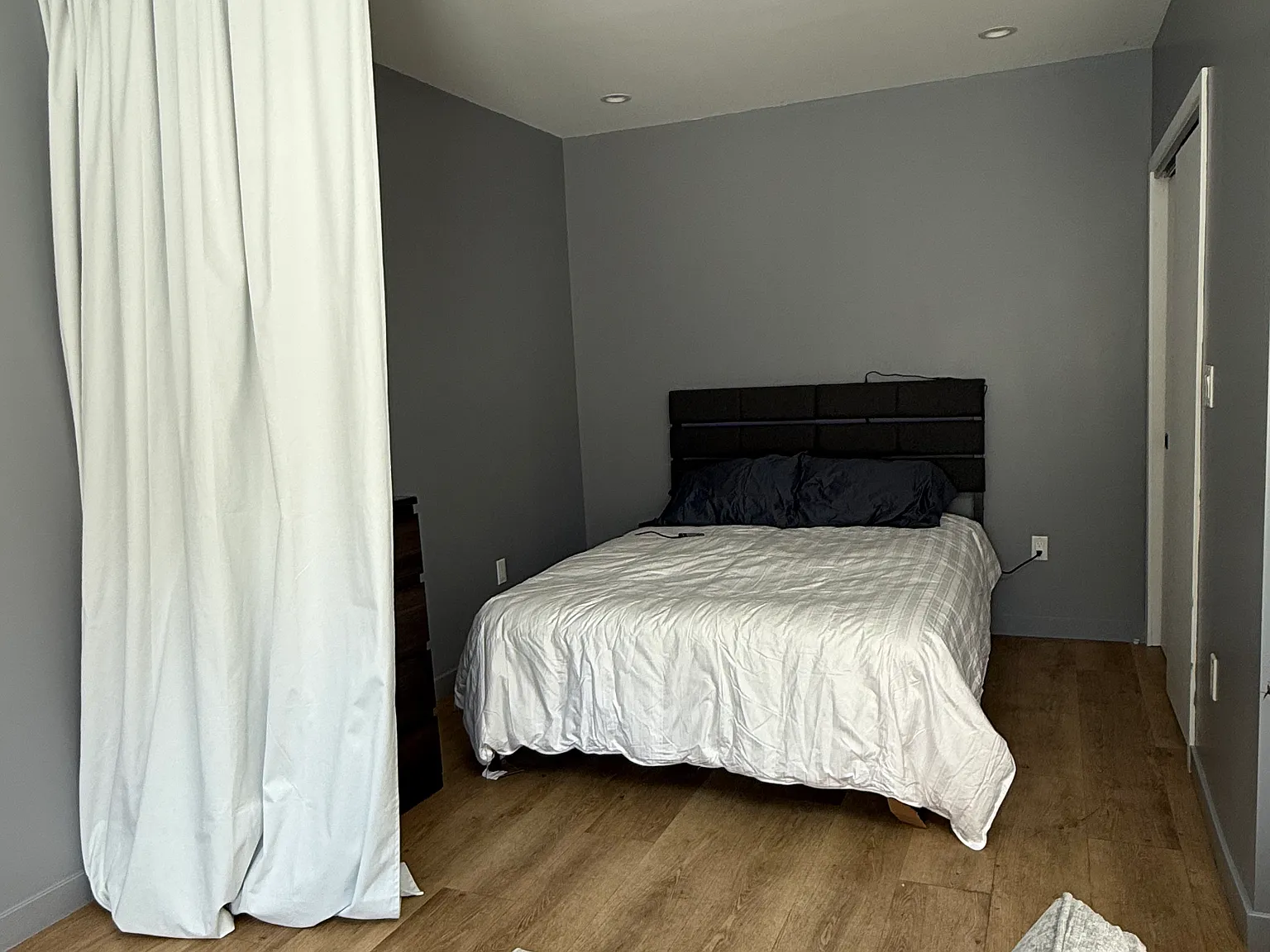 Studio, 375 sqft, $2,400 — Photo 2