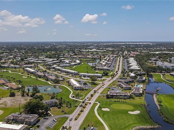 4th image of 373 Palm Dr #704