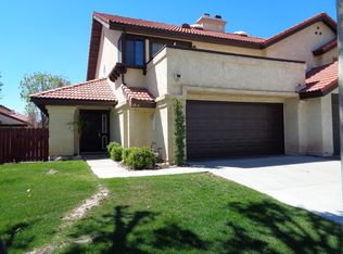 2816 W Avenue K4, Lancaster, CA 93536