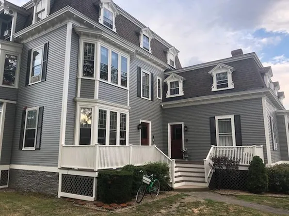 347 Broadway #6, Newport, RI 02840
