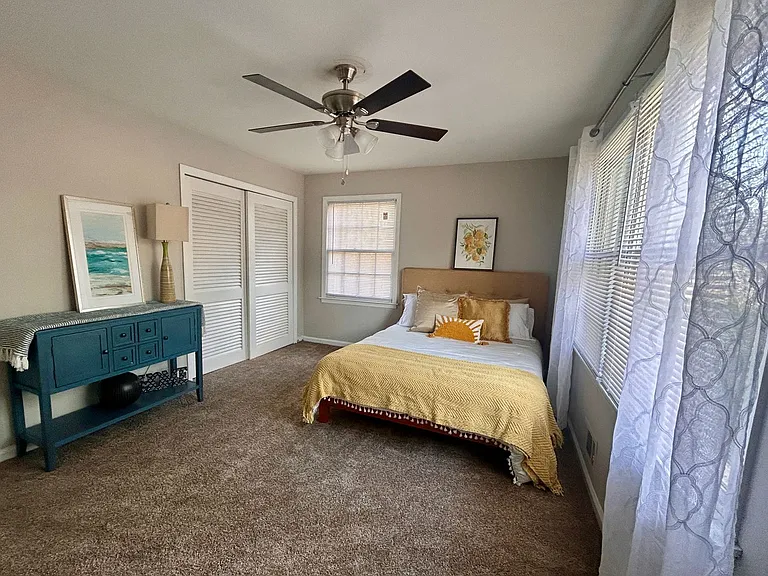 Carrington Woods Apartments — Photo 4