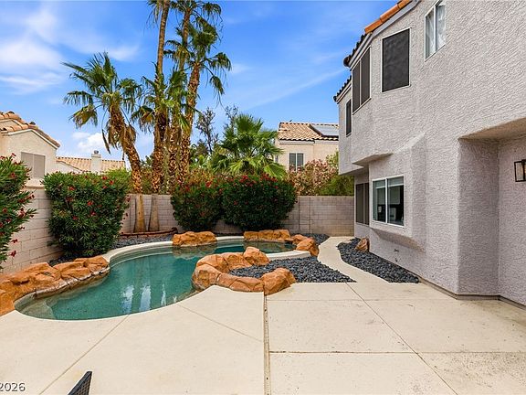 2nd image of 79 Sea Holly Way