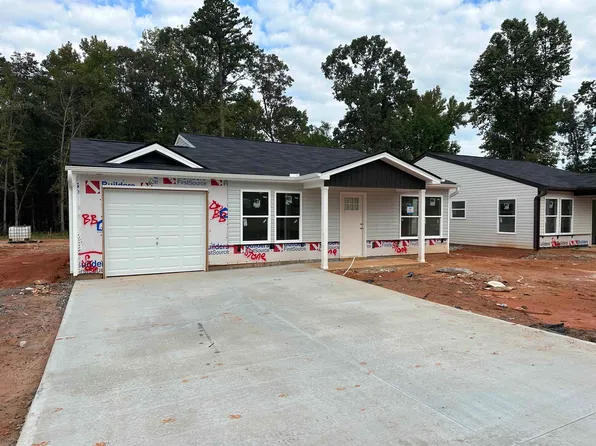 109 Cemetery Rd, Chesnee, SC 29323