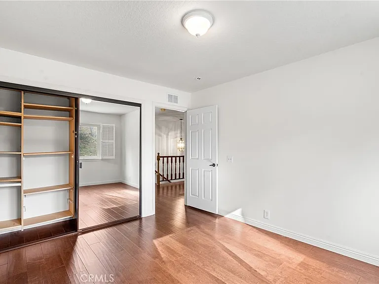 11861 Darby Ave — Photo 39