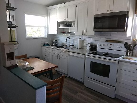 5th image of 134 Lagoon Ct #16